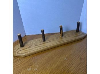 Wall-Mounted Wooden Peg Coat/Hat Rack (LR)