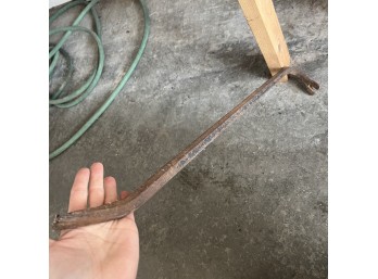 Steel Gooseneck Pry Bar Crowbar, 30' (Garage2)