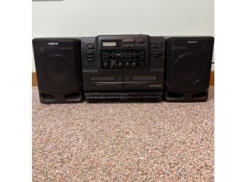 Vintage Boombox (BSMT)