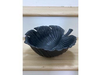 Dark Green Porcelain Leaf-Shaped Bowl