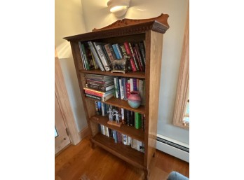 Solid Oak Antique Bookcase With Decorative Crown, 61'x32'x13', Contents Not Included