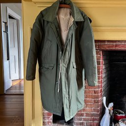 Vintage LL Bean Made In Freeport Maine Down Jacket (DR)