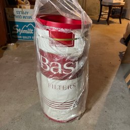 Vintage Basic Round Cigarette Container With Lid - 22.5' Tall (basement 4)