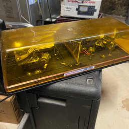 Whelen Responder DX Series Amber Lightbar (basement)