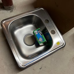 Small Sink (basement)