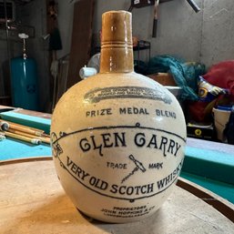 Vintage Glen Garry Very Old Scotch Whisky Bottle (Basement 1)