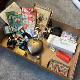 Assortment Of Vintage Items (BR Right)
