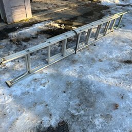 Metal Extension Ladder (Garage)