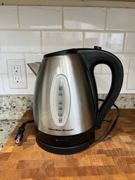 Hamilton Beach 1.7 Liter Electric Tea Kettle