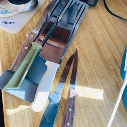 5 Mixed Set Of Kitchen Knives With Rubber Holder (Kitchen)