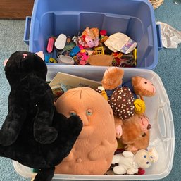 Lot Of Kids Vintage Plush Stuffed Animals And Toys - 2 Bins Full! (BlueBR)