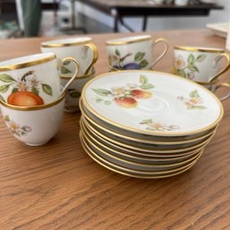 Vintage Hutschenreuther Selb LHS Porcelain Tea Cup And Saucer Set (Garage)