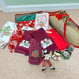 Christmas Lot With Towels, Card Holder, Candles, Snowmen & More (BSMT2)