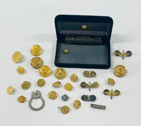Grouping Of WWII Era Military Pins & Buttons