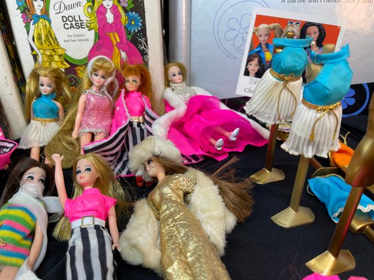 VINTAGE 1960'S COLLECTION OF DAWN DOLLS #7292