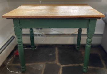 Vintage Farmhouse Style Side Table