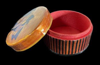 Vintage Chinese Straw Marquetry Trinket Box