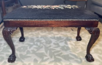 Antique Chippendale-style Mahogany Bench