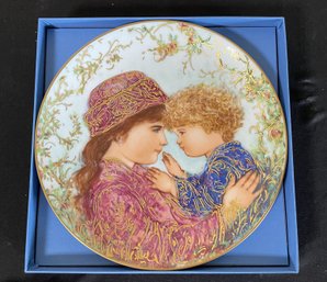 Vintage Knowles Collector Plate Featuring Artwork By Edna Hibel