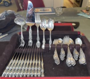 ANTIQUE 64 PC STERLING SILVER WALLACE LUCERNE 1896 SILVERWARE SET