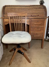 Antique Rolltop Desk With Chair
