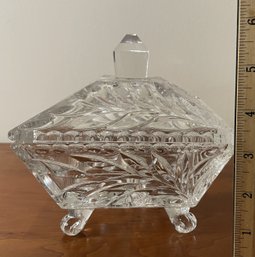VINTAGED THISTLE SQUARE CLEAR GLASS FOOTED CANDY DISH WITH LID