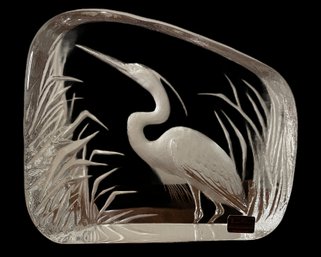 VINTAGE MATS JONASSON SWEDEN ETCHED HERON LEAD CRYSTAL SIGNED PAPERWEIGHT