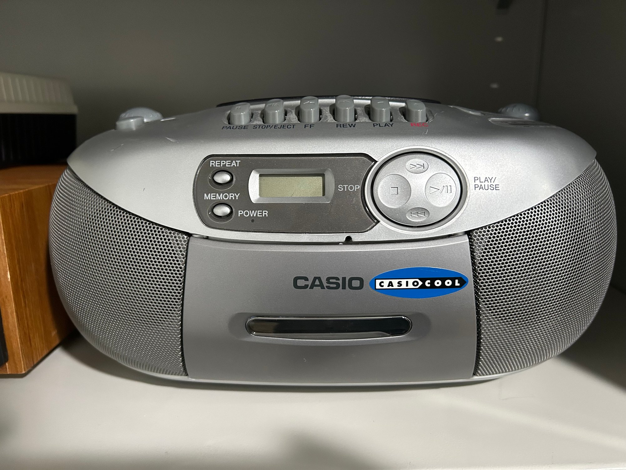 R5 Big CD And Cassette Lot To Include A Casio CD Radio Cassette ...