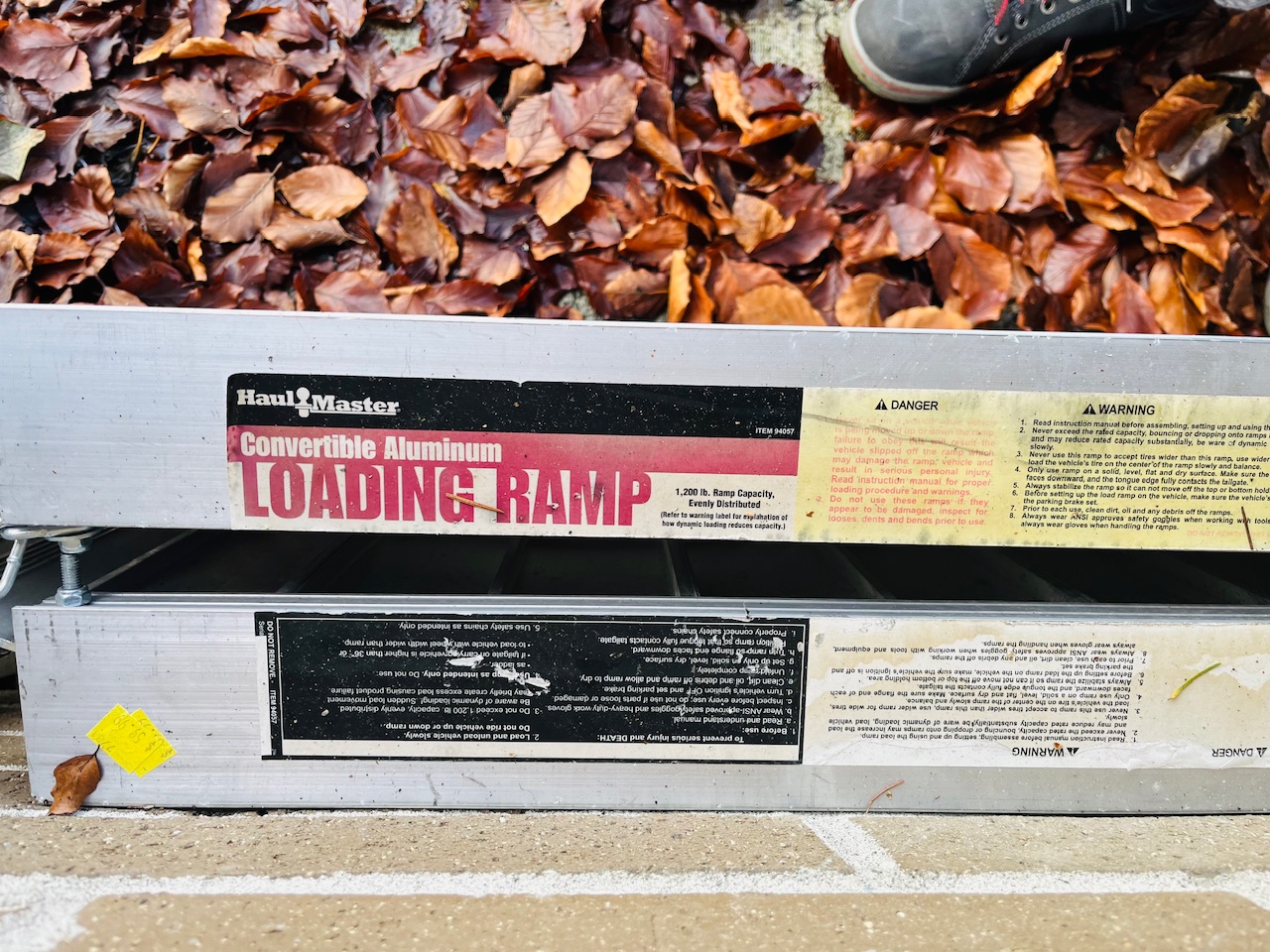 R00 Haulmaster Convertible Aluminum Loading Ramps 6ft Long 30in Wide ...
