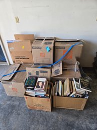 R0 Huge Lot Of Books 11 Full Boxes