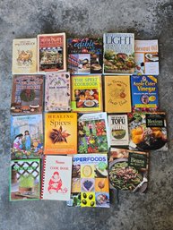 R0 Large Haul Of Cookbooks And Magazine's