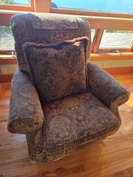 R2 La-Z-Boy Patterned Upholstered Armchair