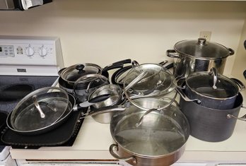 R3 Collection Of Pots And Pans, Includes Stock Pots And Lids