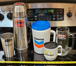 R2 Vintage Uno-Vac Stainless Steel Thermos, Stanley Stainless Steel Cup, Vintage Chevron, A&W
