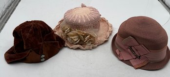 R1 Three Vintage Ladies' Hats