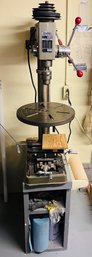 R0 Vintage Omni BM 5/8-16SP 3/4 INCH Capacity Drill Press WBench