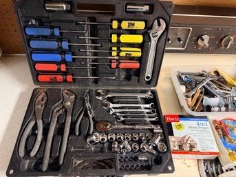 R2 Large Household Tool & Repair Collection – Socket Set, Wrenches, Screwdrivers & More