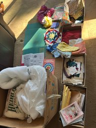 R3 Large Quilting & Sewing Supply Lot  Fabric, Batting, Rotary Mat, Patterns & More