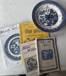 Royal Blue Willow Quartz Clock & Blue Willow Collector Guide Books