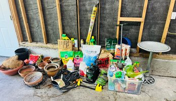 R0 Huge Garden Planter Lot! Birdbath Plastic, Planter Pots 8-18 Diameter, Potting Mix, Hose, Sprinklers
