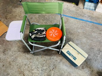 R0 Folding Camping Chair/Cooler Frisbee & Baseball Mitt With Balls