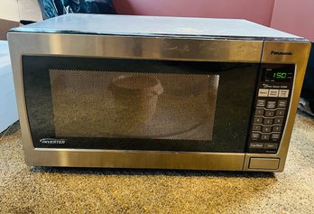 R2 Panasonic Microwave