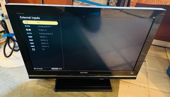 R3 Sony Bravia 32in TV