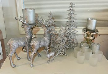 R4 Silver Glitter Christmas Reindeer Figurines And Other Winter Holiday Decor