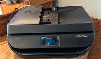 R6 HP OfficeJet 4650 Printer With Office Supplies
