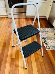 R1 Cosco 3ft Step Stool