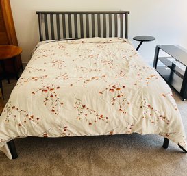 R3 Queen Size Bed And Frame With Attached Bed Side Table Plus Bedding