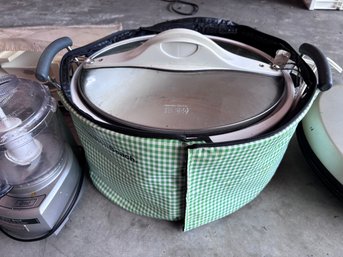 R0 George Foreman Grill, Hamilton Crockpot, Cuisinart Food Processor, Sunbeam Toaster & Meat Slicer