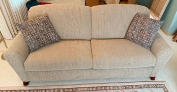 RR1 Bassett Furniture Sofa, 2 Of 2