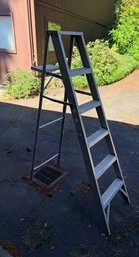 R00 6ft Aluminum Ladder